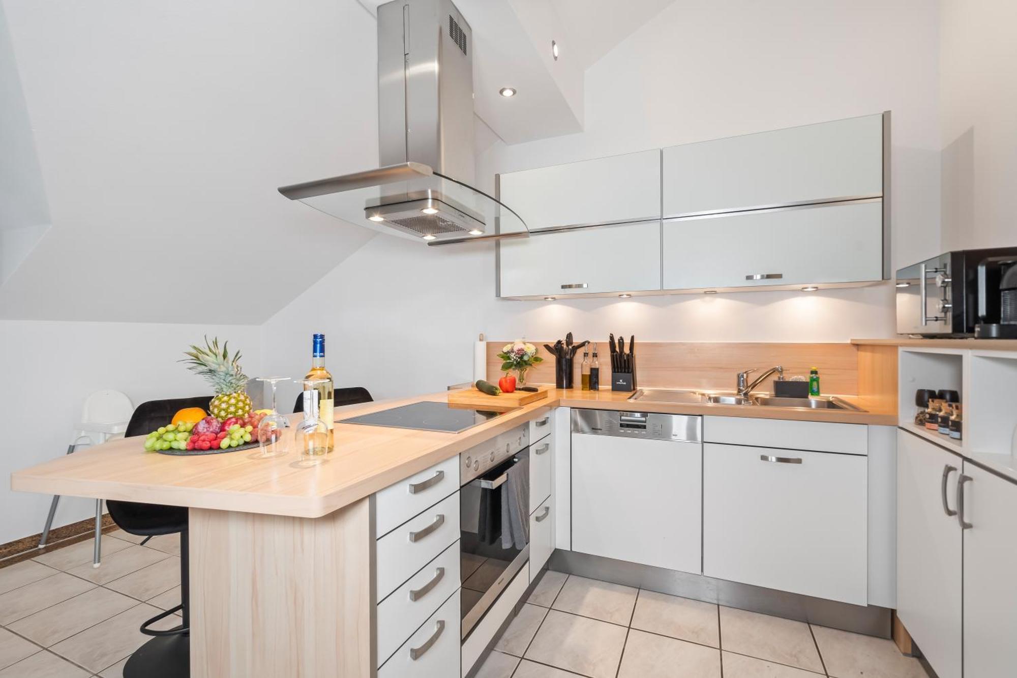 Appartement Stadtoase Mit Flair - Whirlpool, Balkon, 2xparkplaetze, Highspeed Wlan
