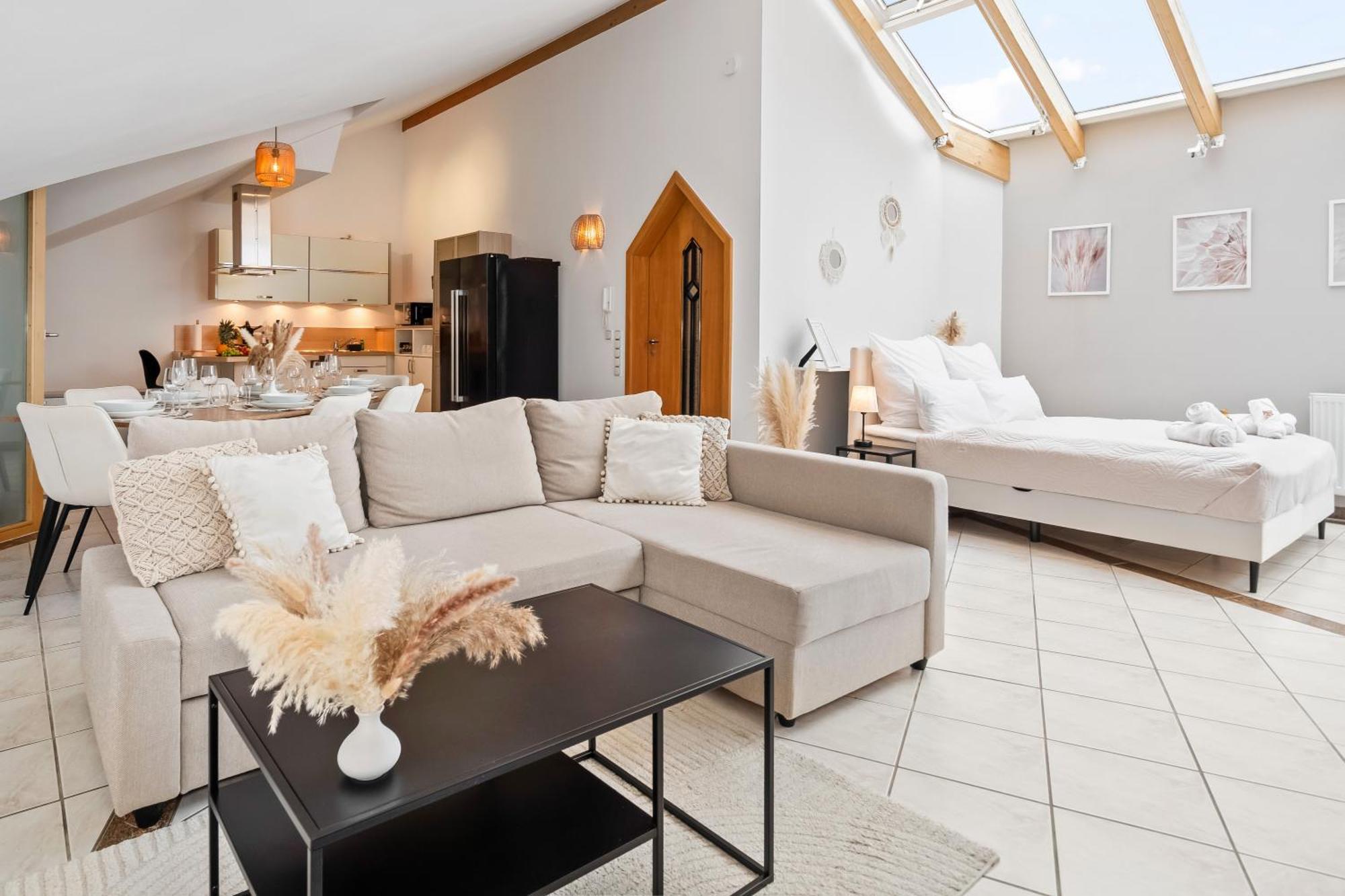 Appartement Stadtoase Mit Flair - Whirlpool, Balkon, 2xparkplaetze, Highspeed Wlan Fulda