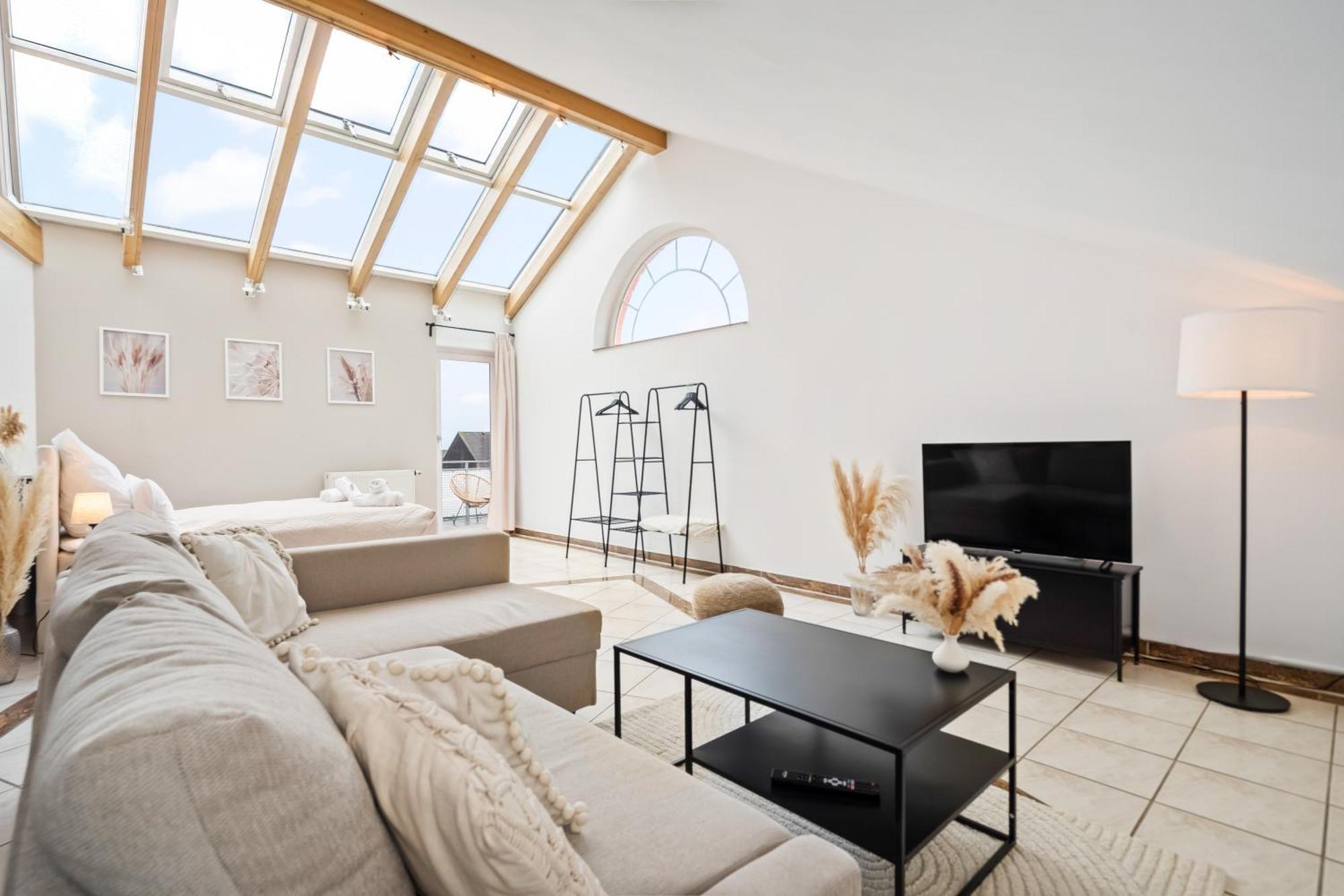 Stadtoase Mit Flair - Whirlpool, Balkon, 2xparkplaetze, Highspeed Wlan